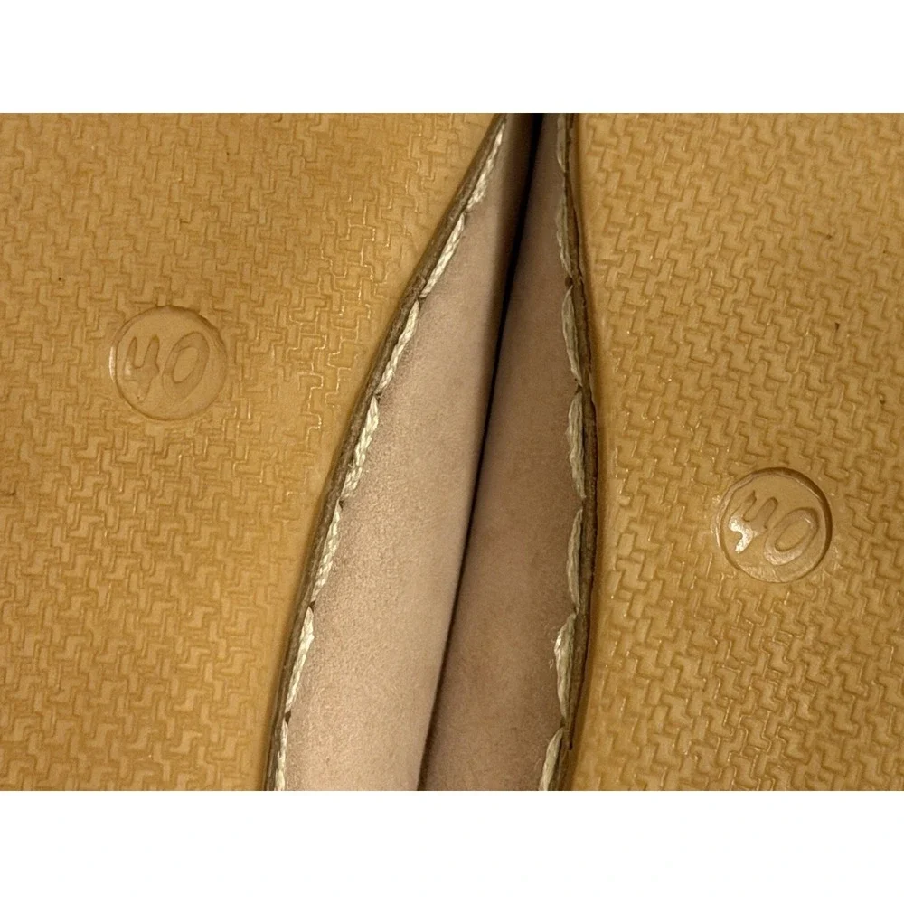 Charix women beige
