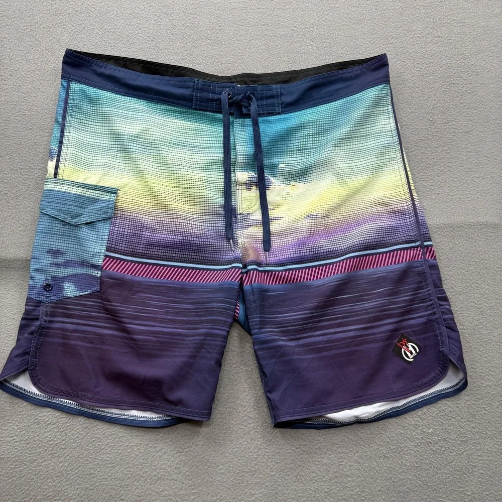 Hurricane & Co Board Shorts Mens 42 Blue Geometric Swim Trunks Pocket Beach.‎