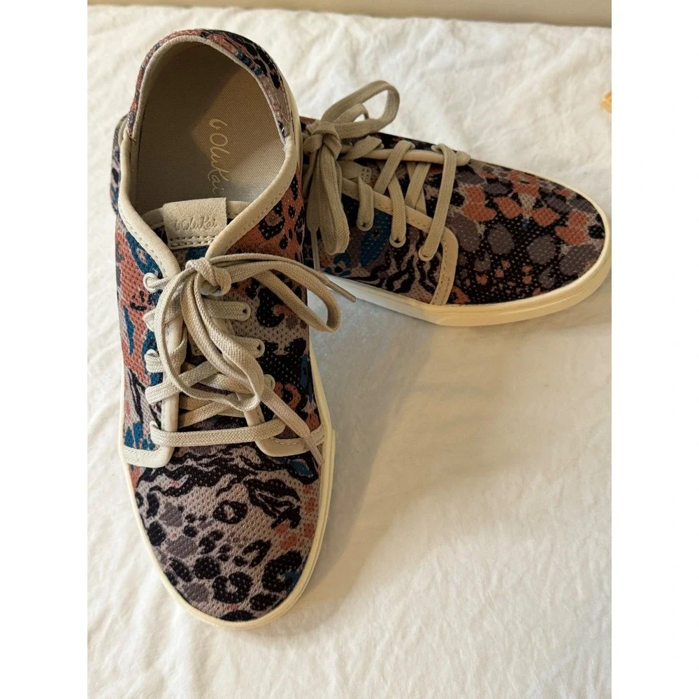 OluKai low top