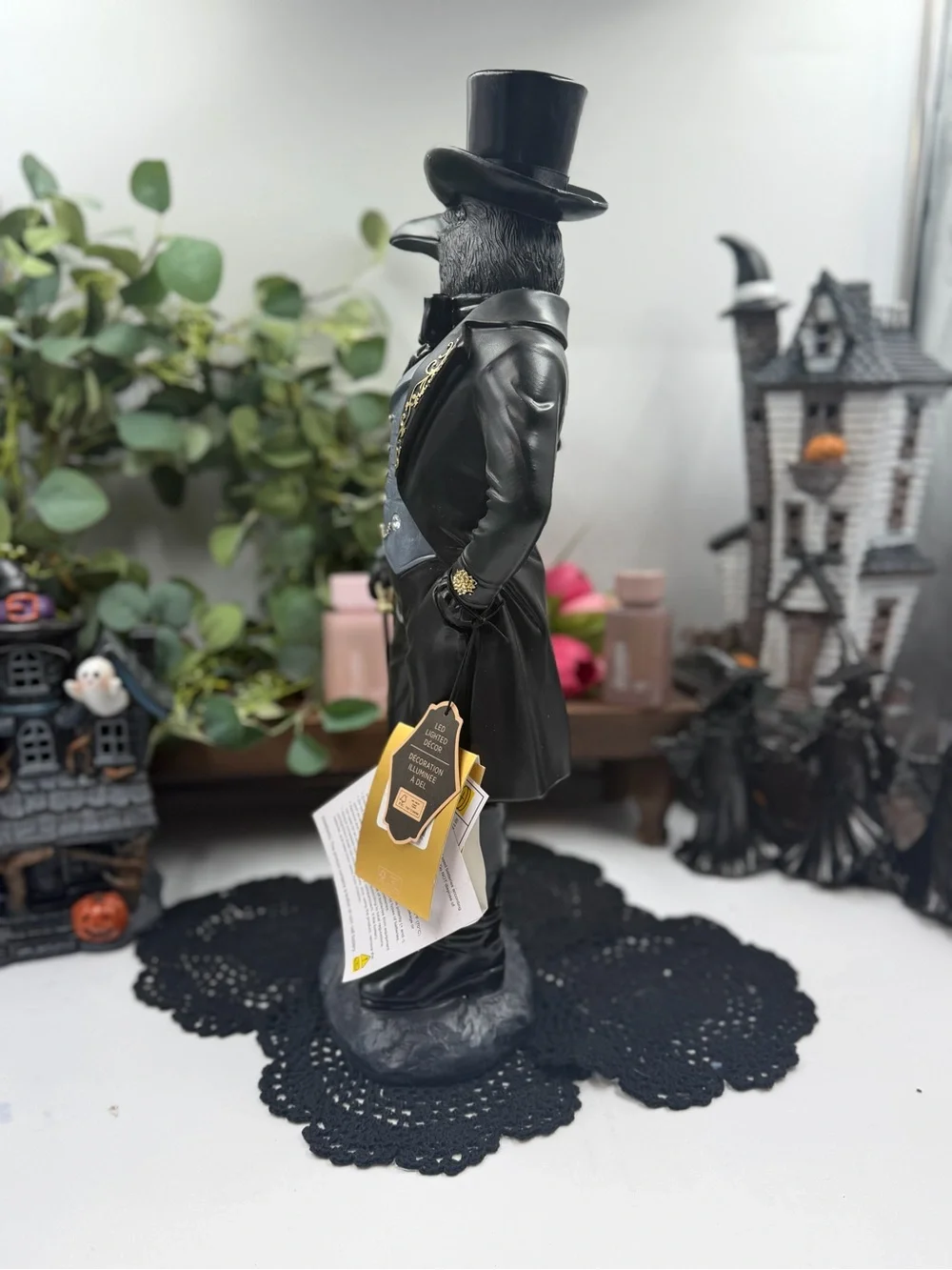 NEW! Hallows Eve male Raven Figurine Crow Dressed in Spooky Vintage Attire HTF