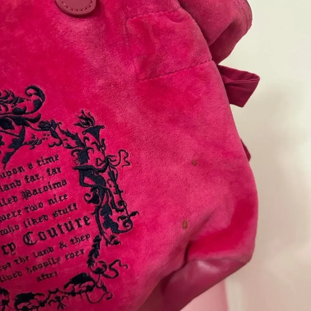 Juicy Couture some age peeling