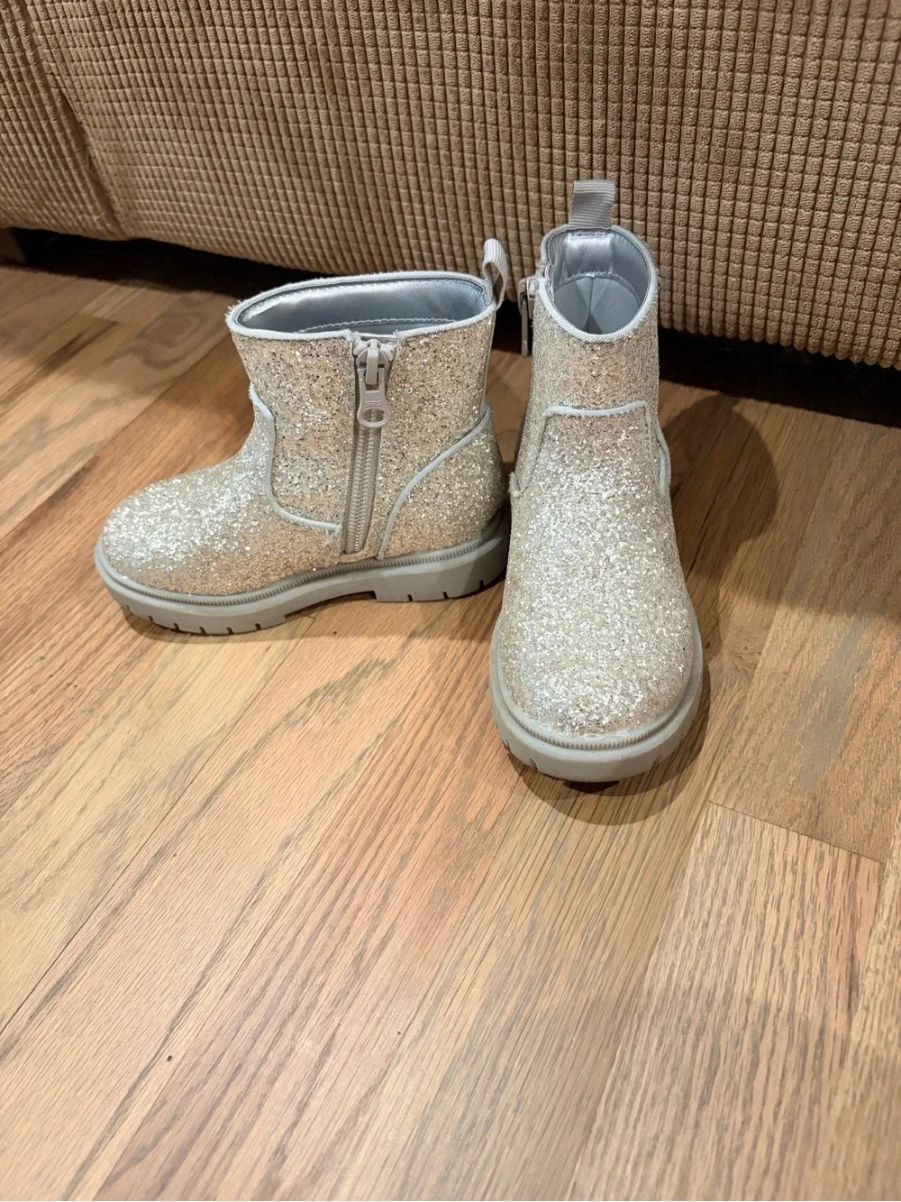 Cat & Jack sparkly chelsea