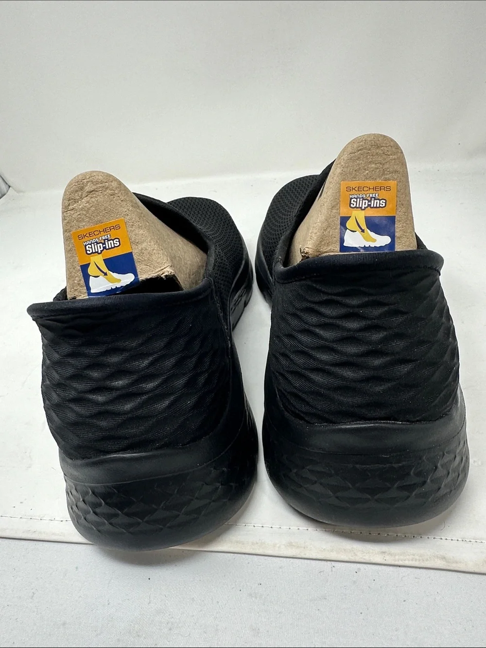 Skechers preowned these