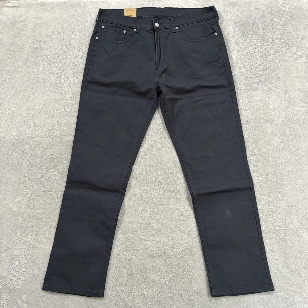 Levis excellent very