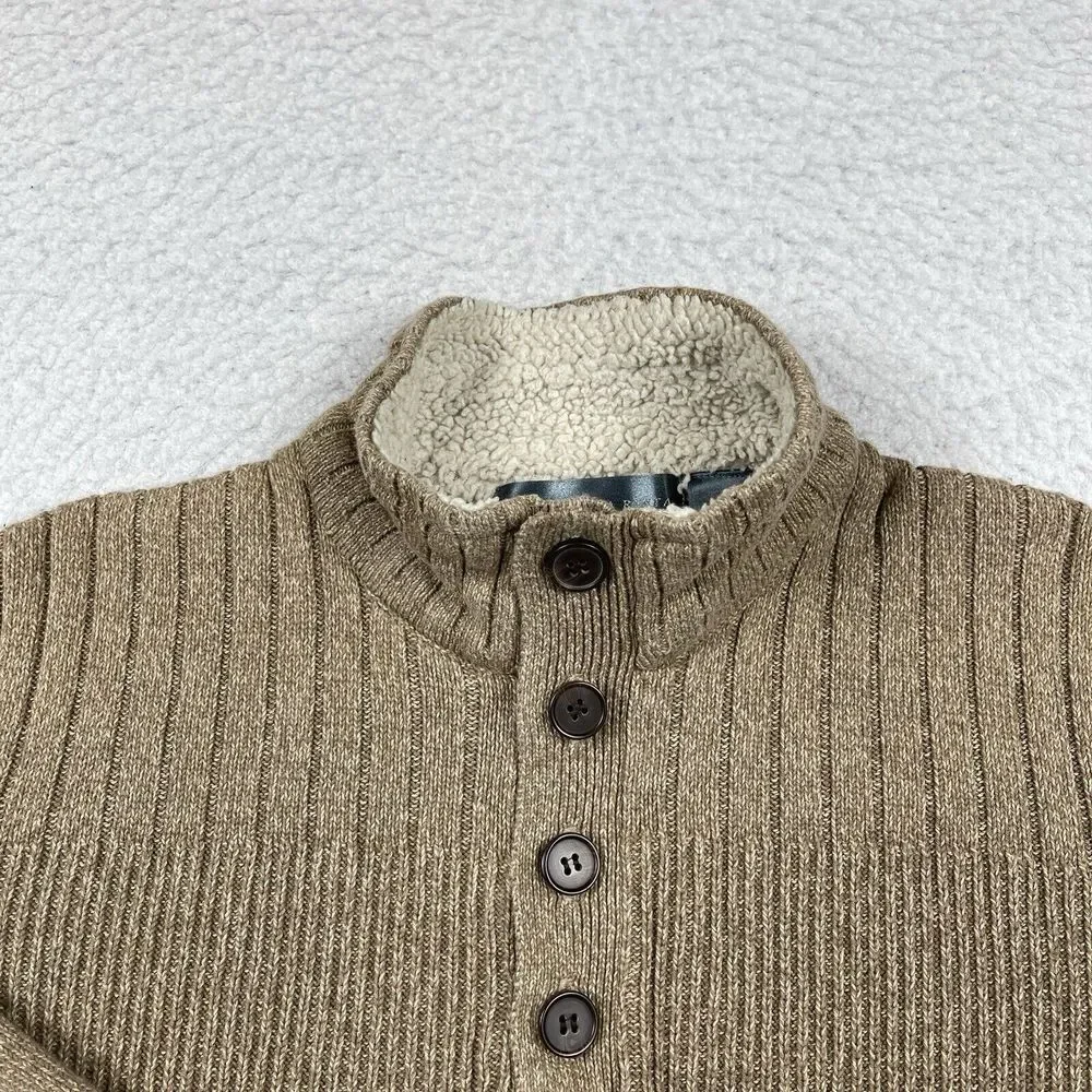 Oscar de la Renta sweater measures