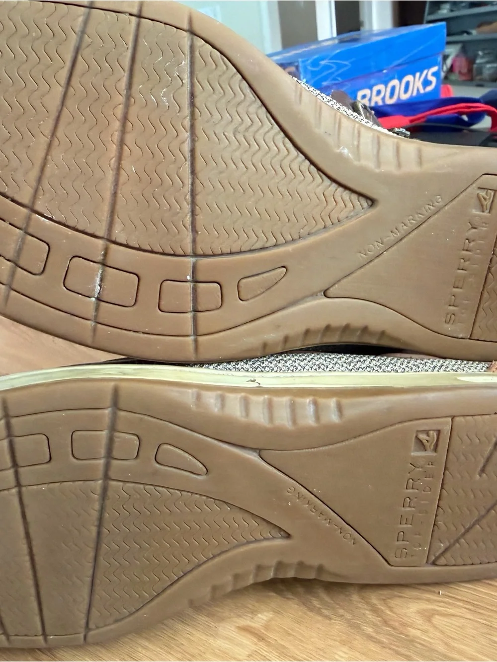 Sperry women boat
