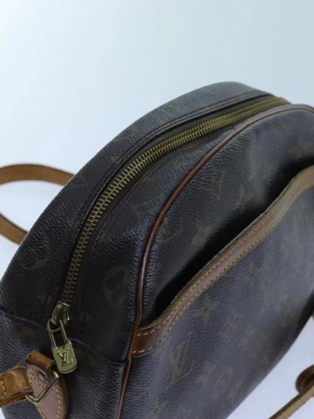 Louis Vuitton brand	louis vuitton