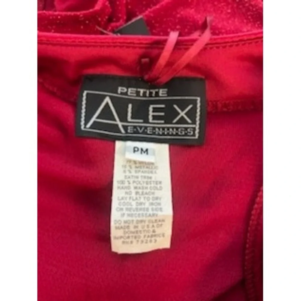 Alex Evenings elegant two
