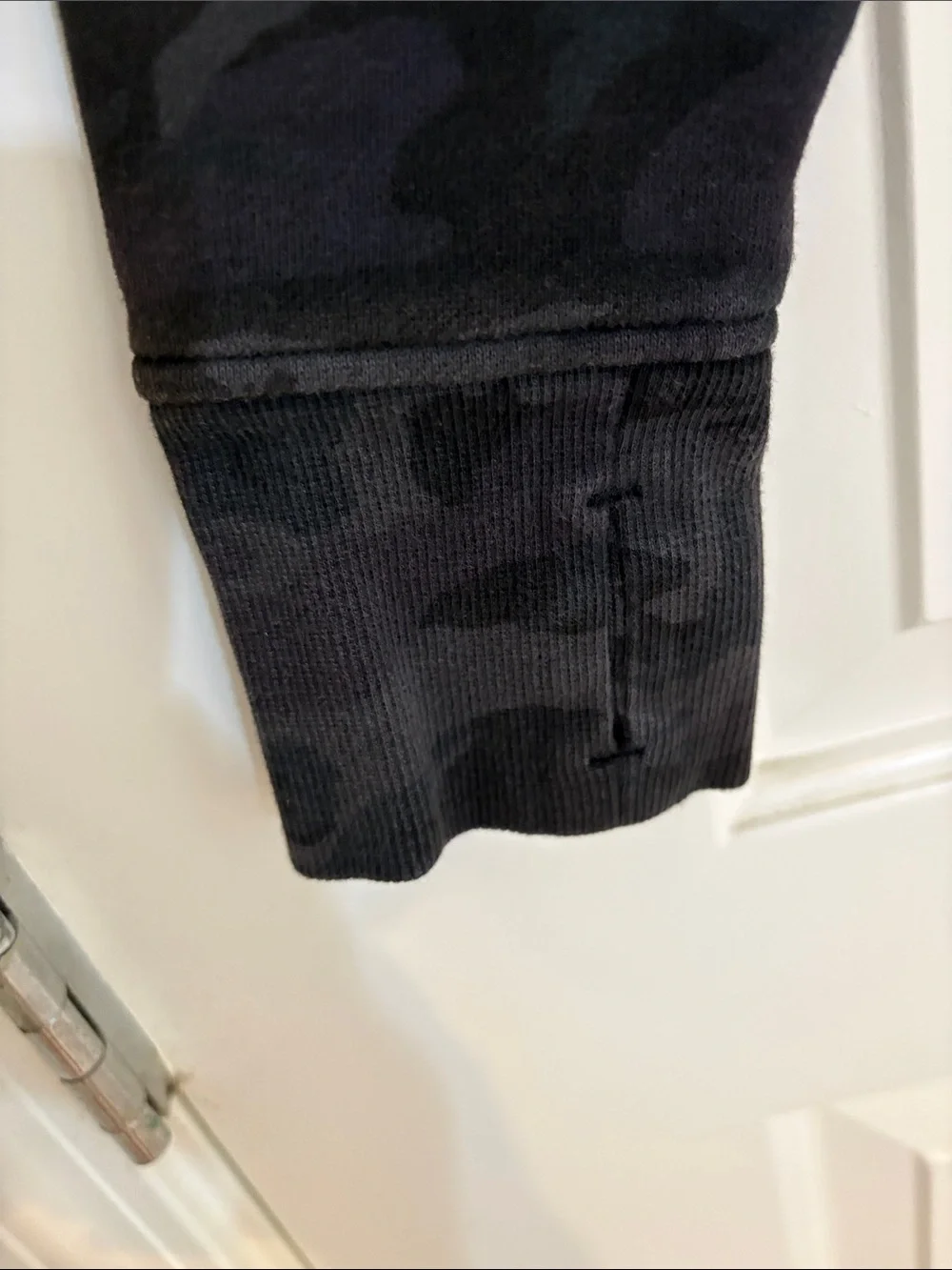 lululemon athletica lightweight zip
