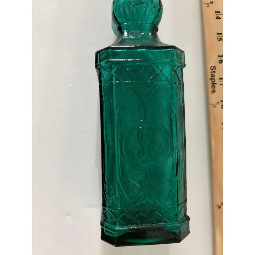 unknown vtg emerald