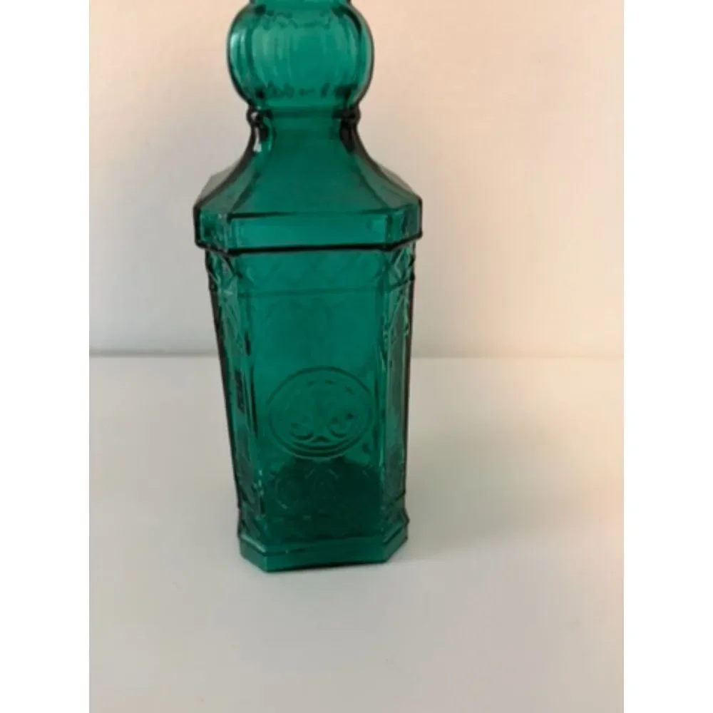 unknown vtg emerald