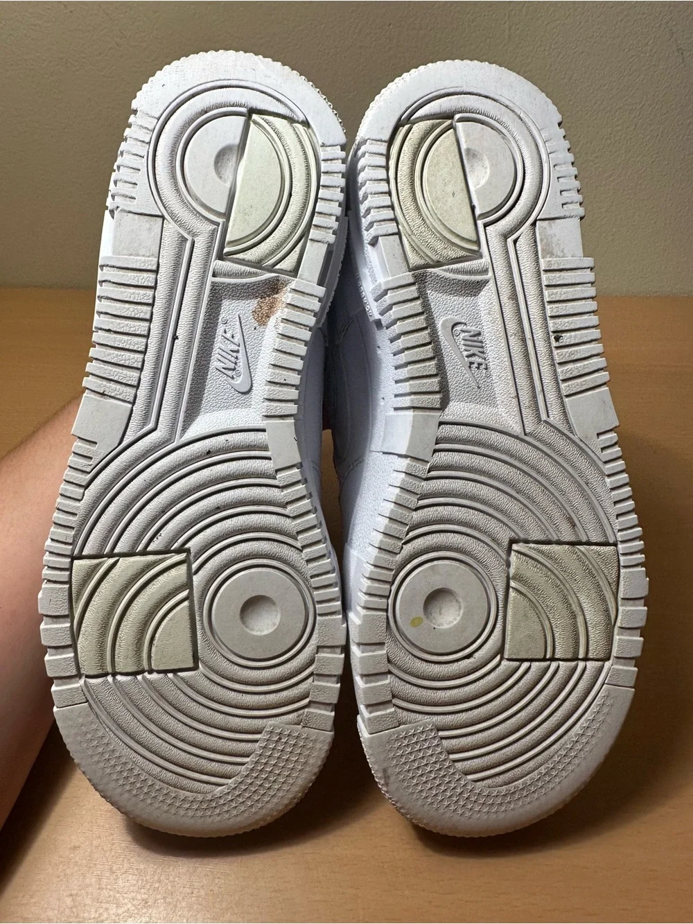 Nike shoes some
