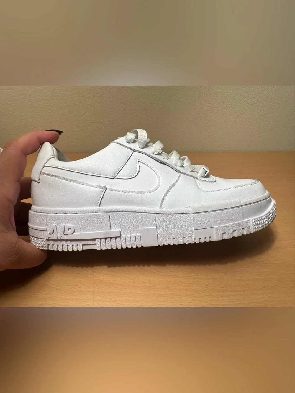 Nike shoes some