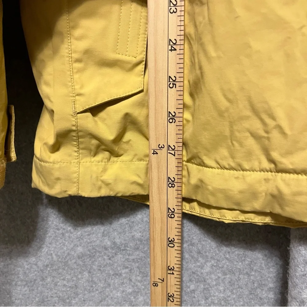 The North Face seam •buddy cloth