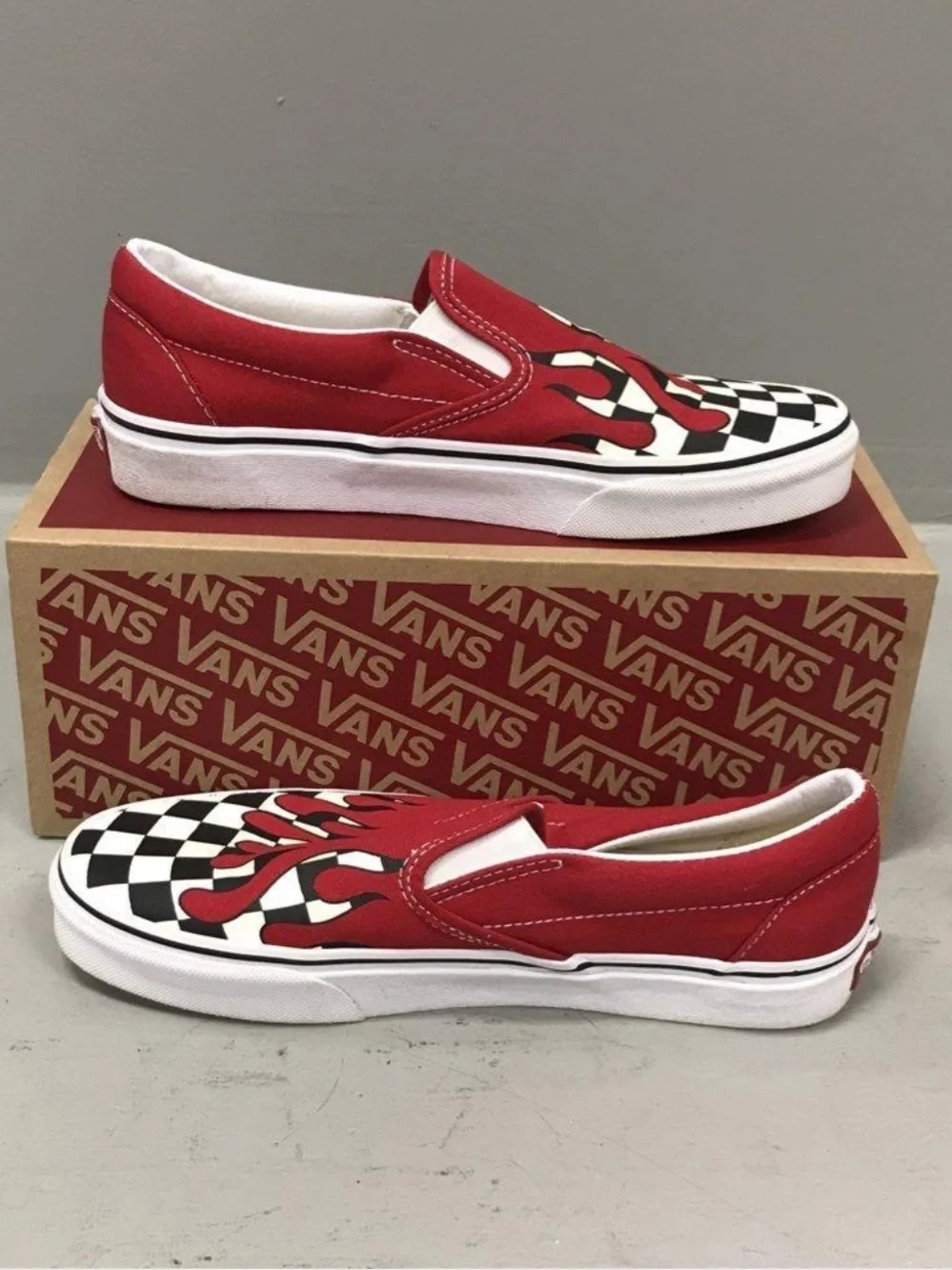 NWTIOB Vans Deadstock Slip-On Checker w/Illusion Flame/Drip Graphic. US 7M, 8.5W