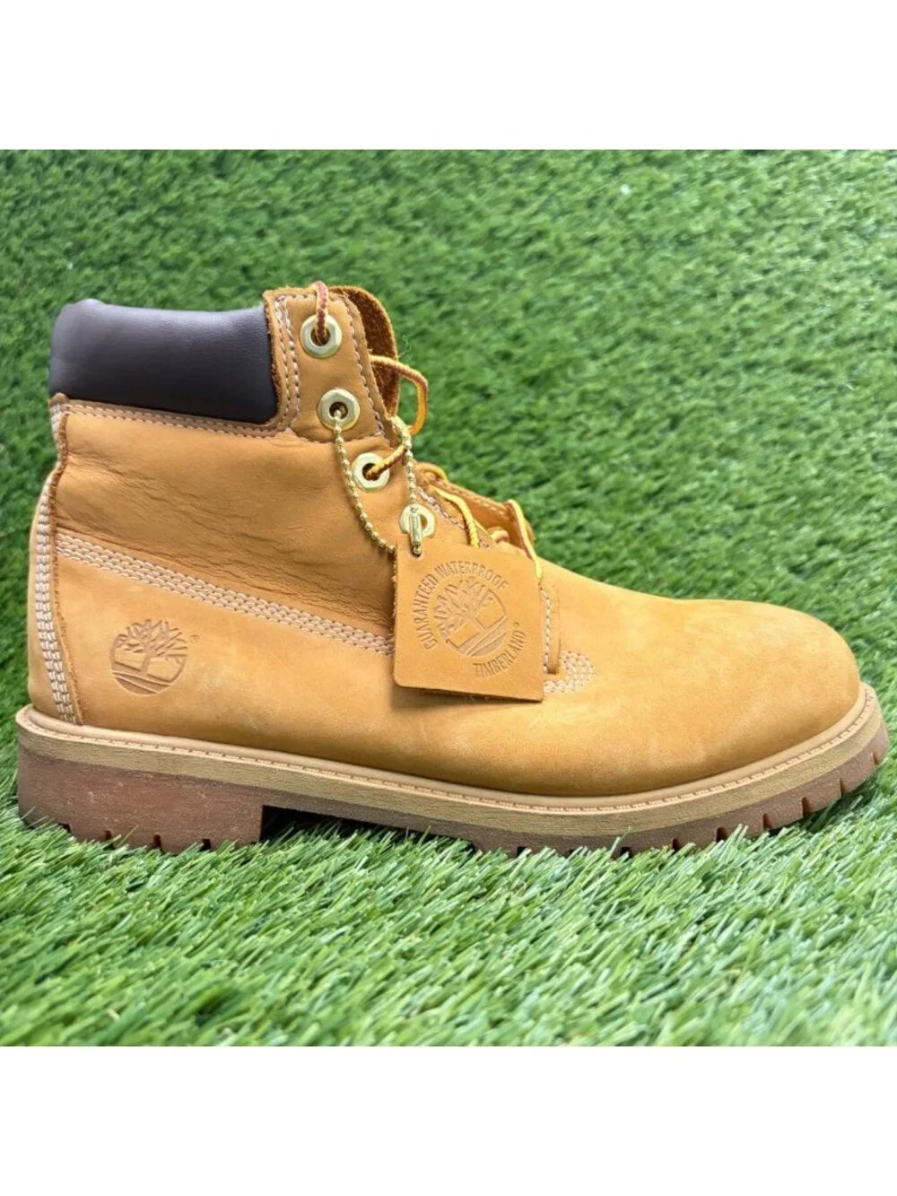 Timberland Premium 6-Inch Boys Size 6.5Y Brown Outdoor Nubuck Waterproof Boots