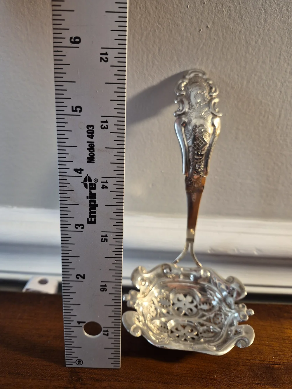 Dutch sterling silver has walking