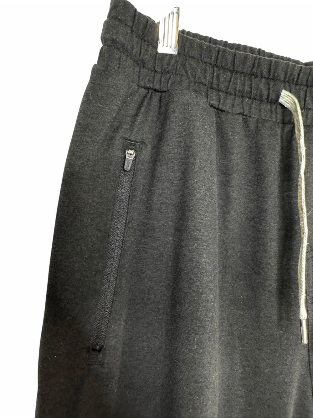 N/A comfortable black