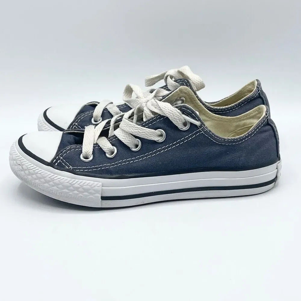 Converse preowned good