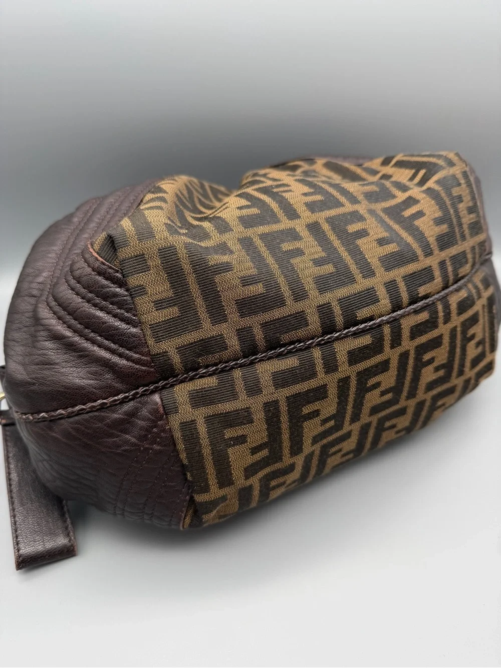 Fendi signature ff structured