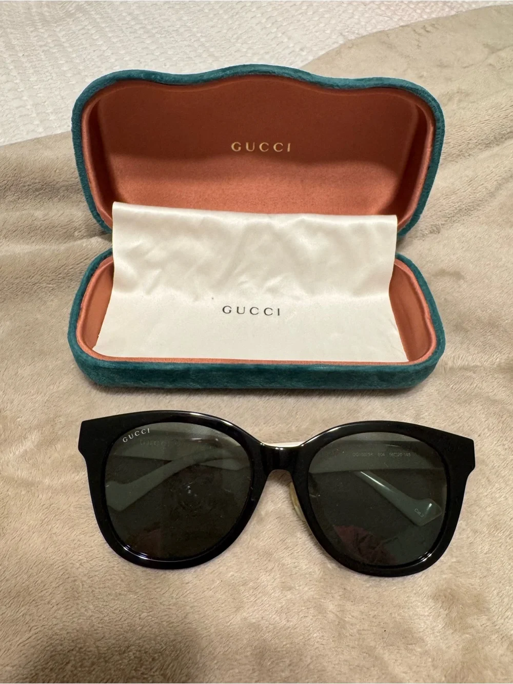 Gucci women’s sunglasses