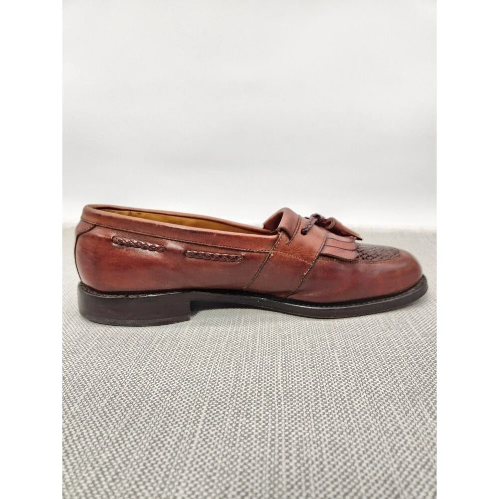 Allen Edmonds please see