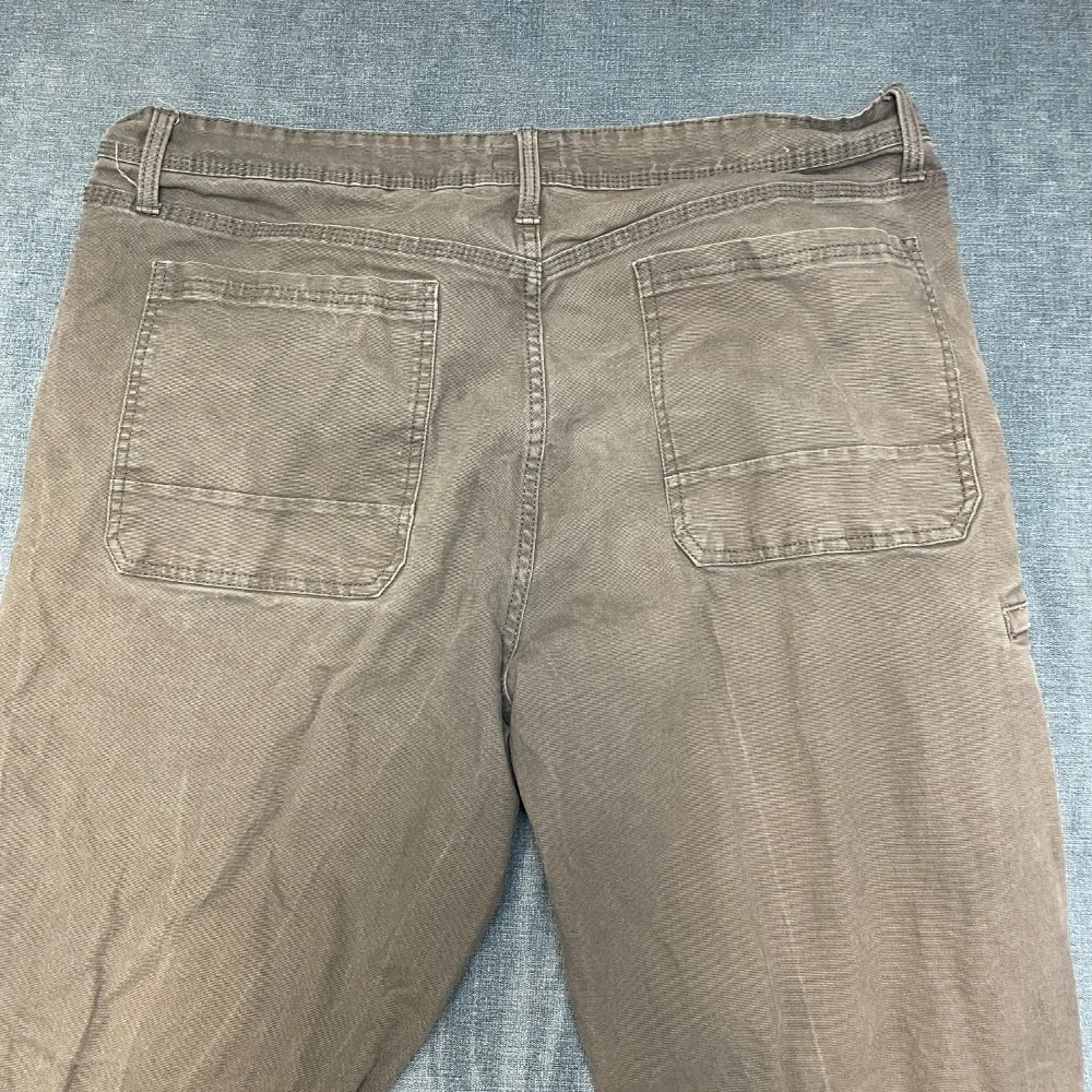 Weatherproof vintage utility