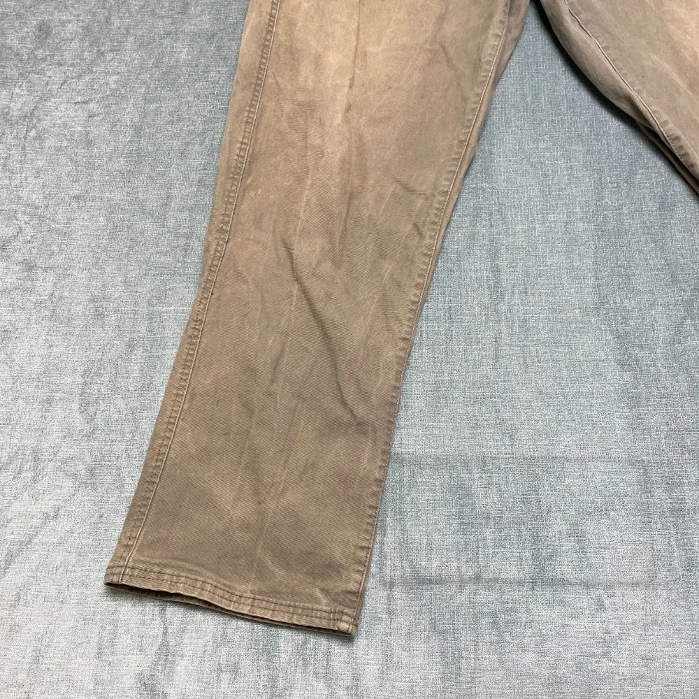 Weatherproof vintage utility