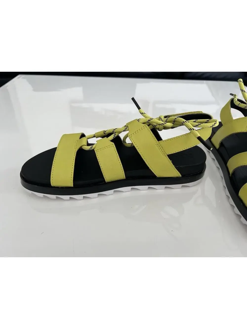 Sorel step into