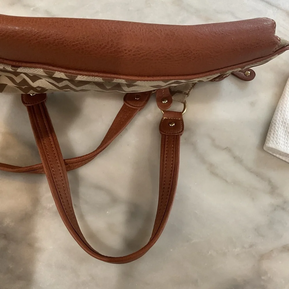 N/A stylish brown