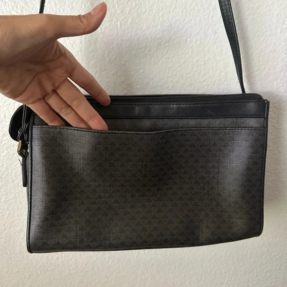 Liz Claiborne liz claiborne