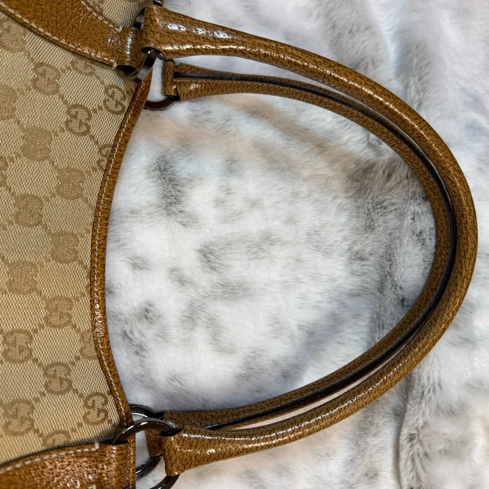 Gucci 100% authentic