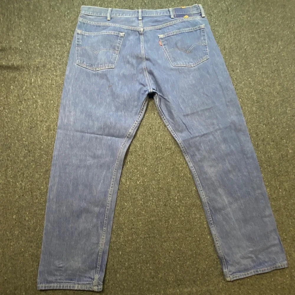 Levis classic please