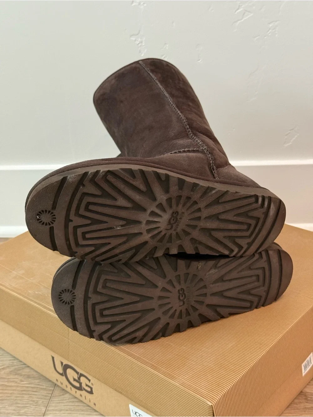 UGG women’s classic