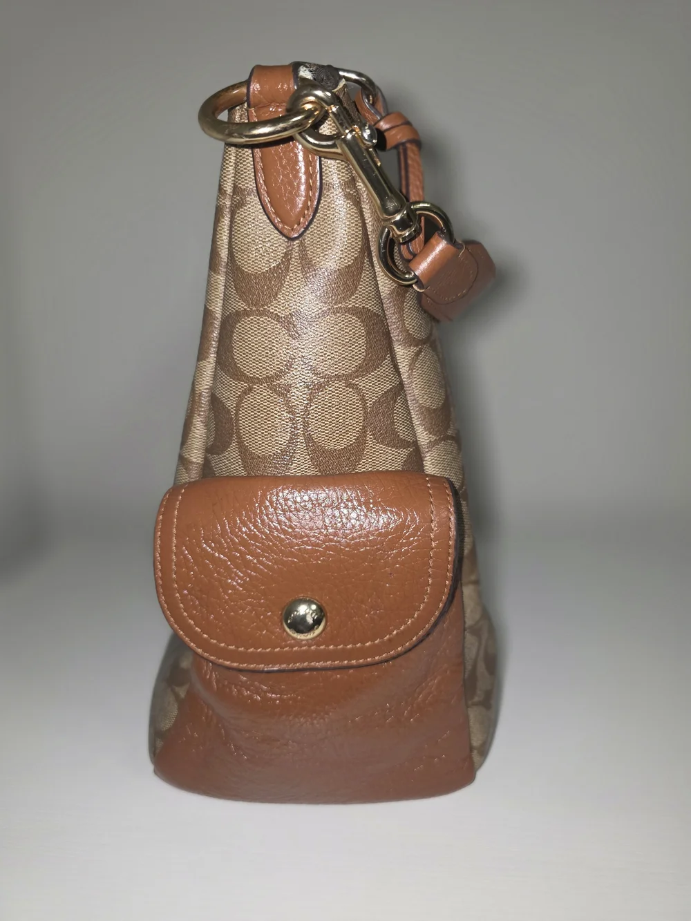 Coach everyday logo