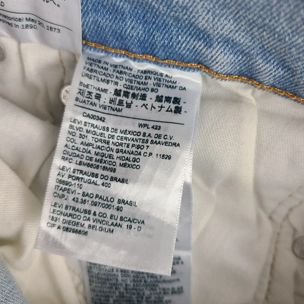 Levis levi 541