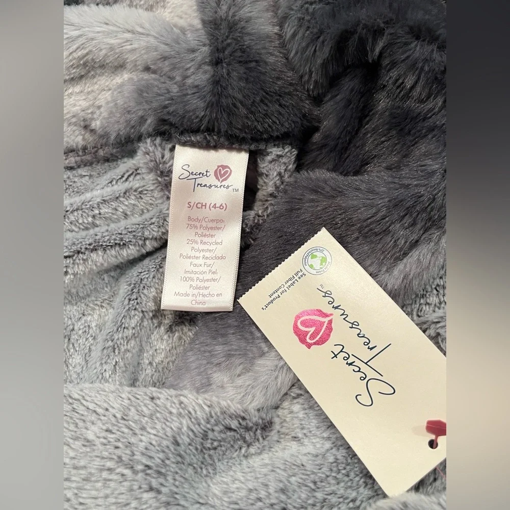 Secret Treasures nwt secret