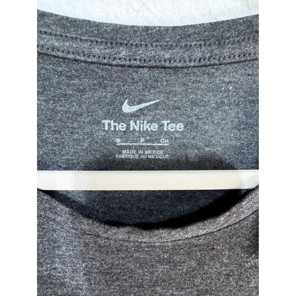 Nike shirt carolina