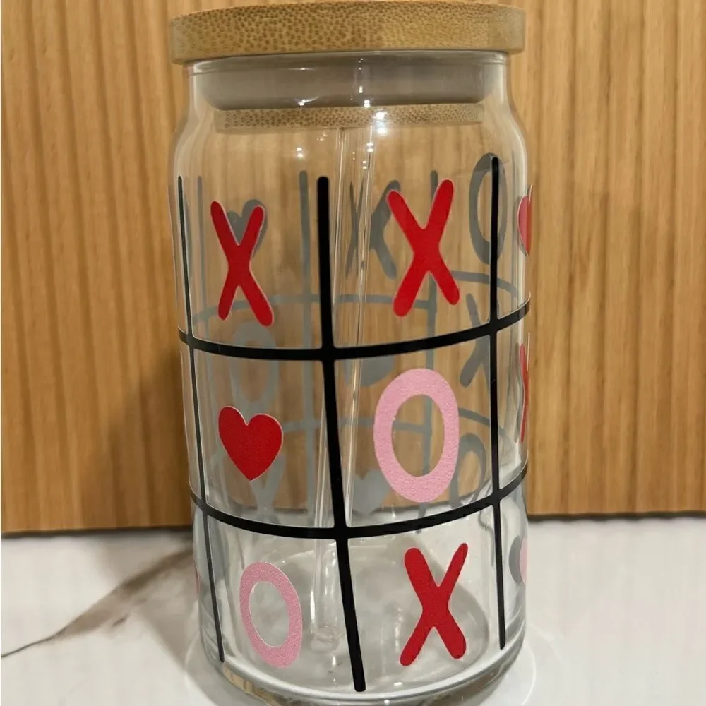 Valentine Tic Tac Toe Glass can NWT