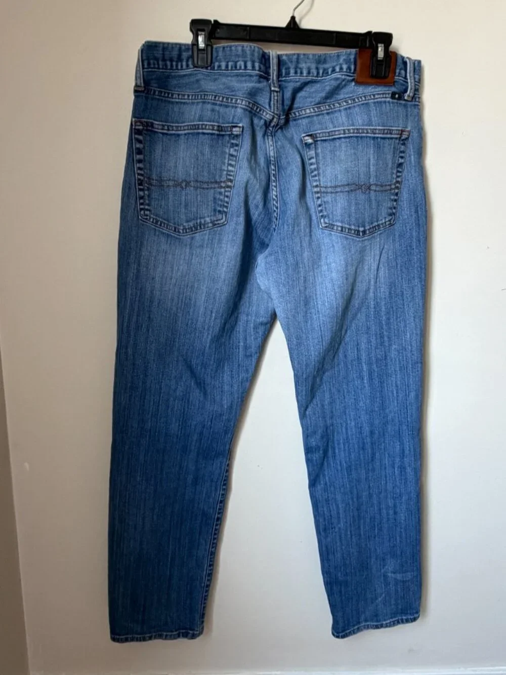 Lucky Brand listing details