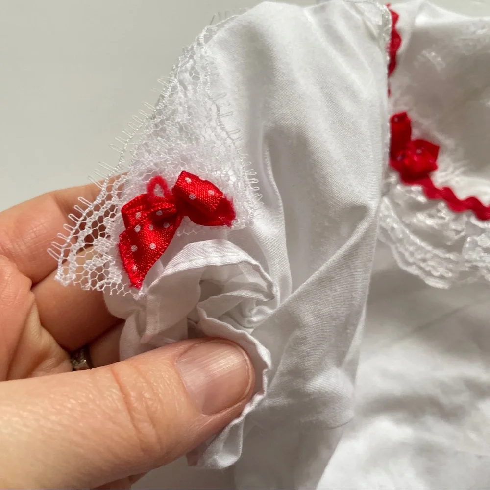 Vintage lace peter