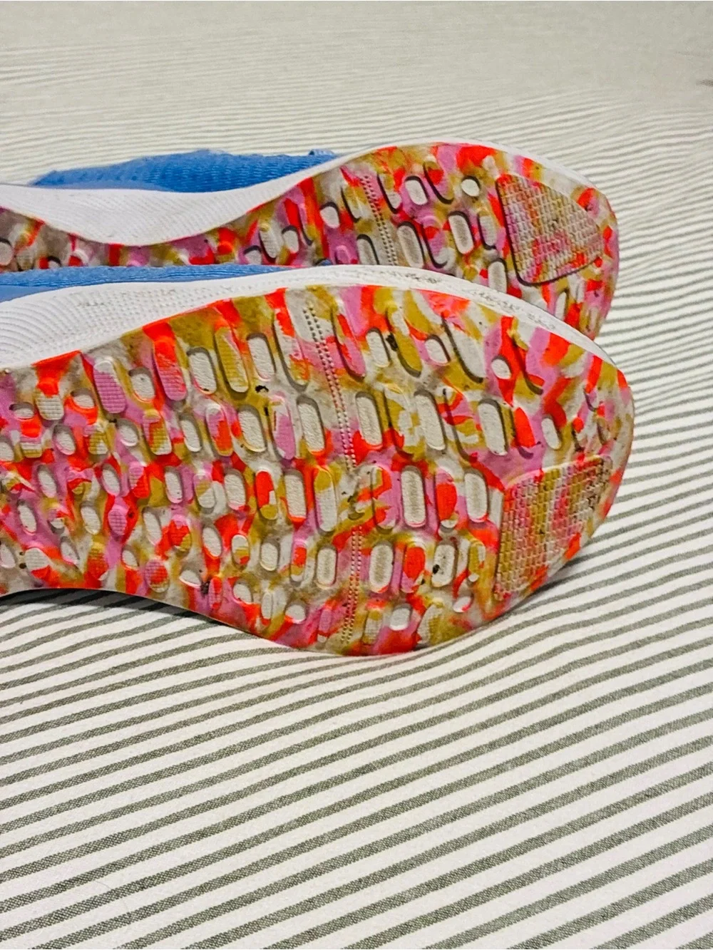 Nike breathable heel midsole
