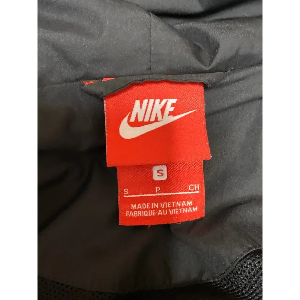 Nike sportswear windrunner