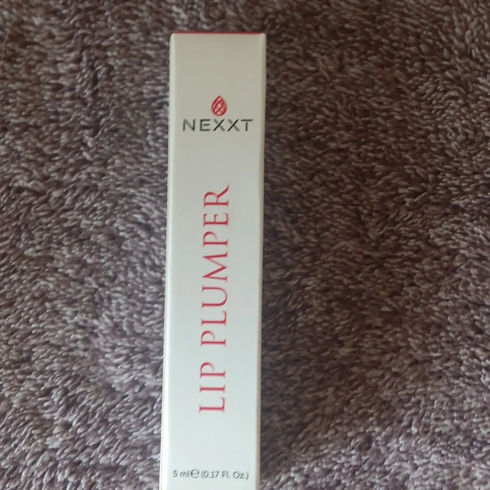 Nexxt lip plumper