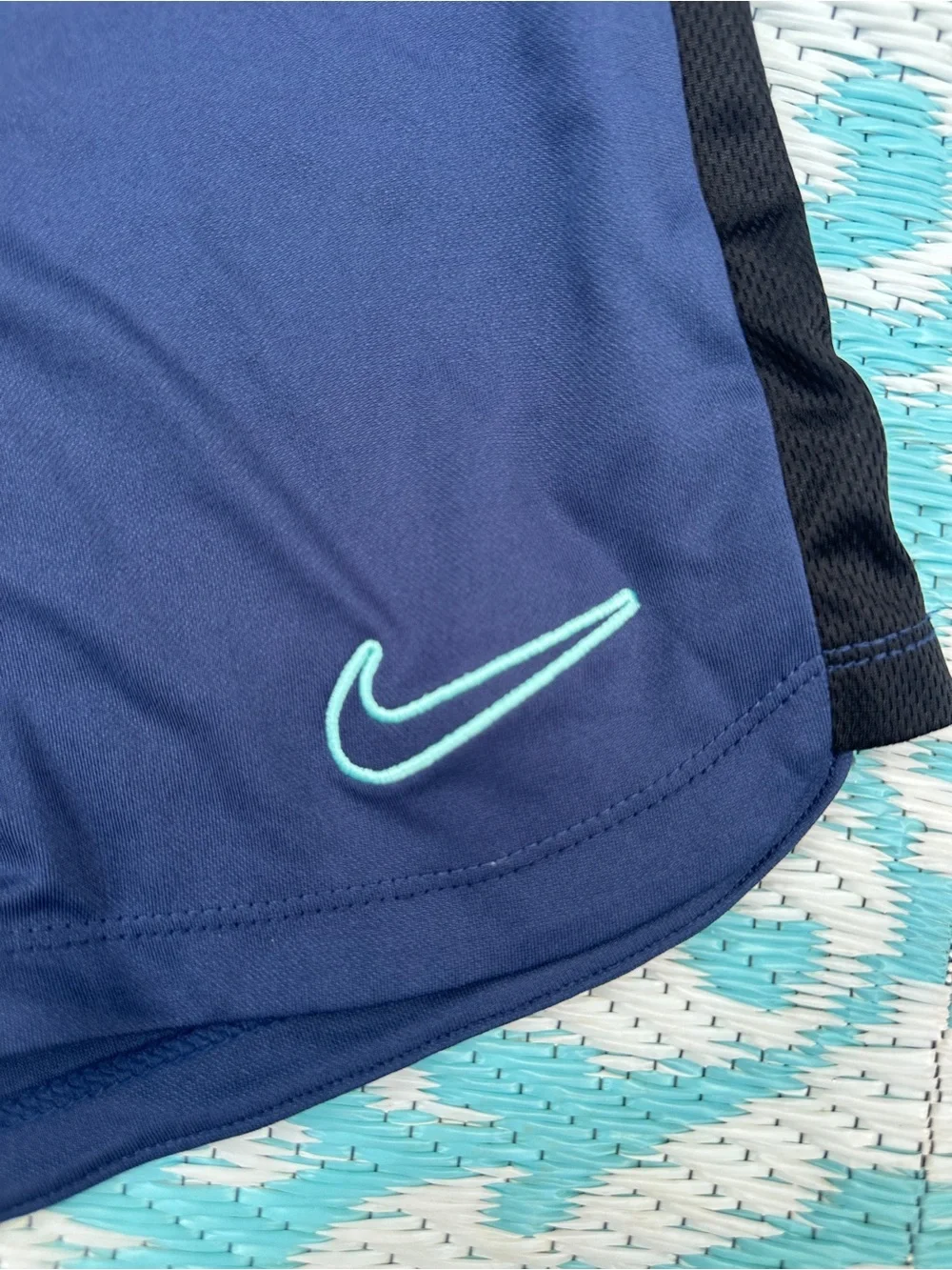 Nike breathable navy