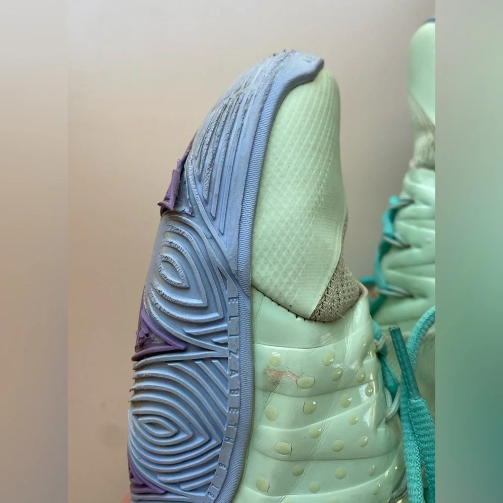 Nike size 10