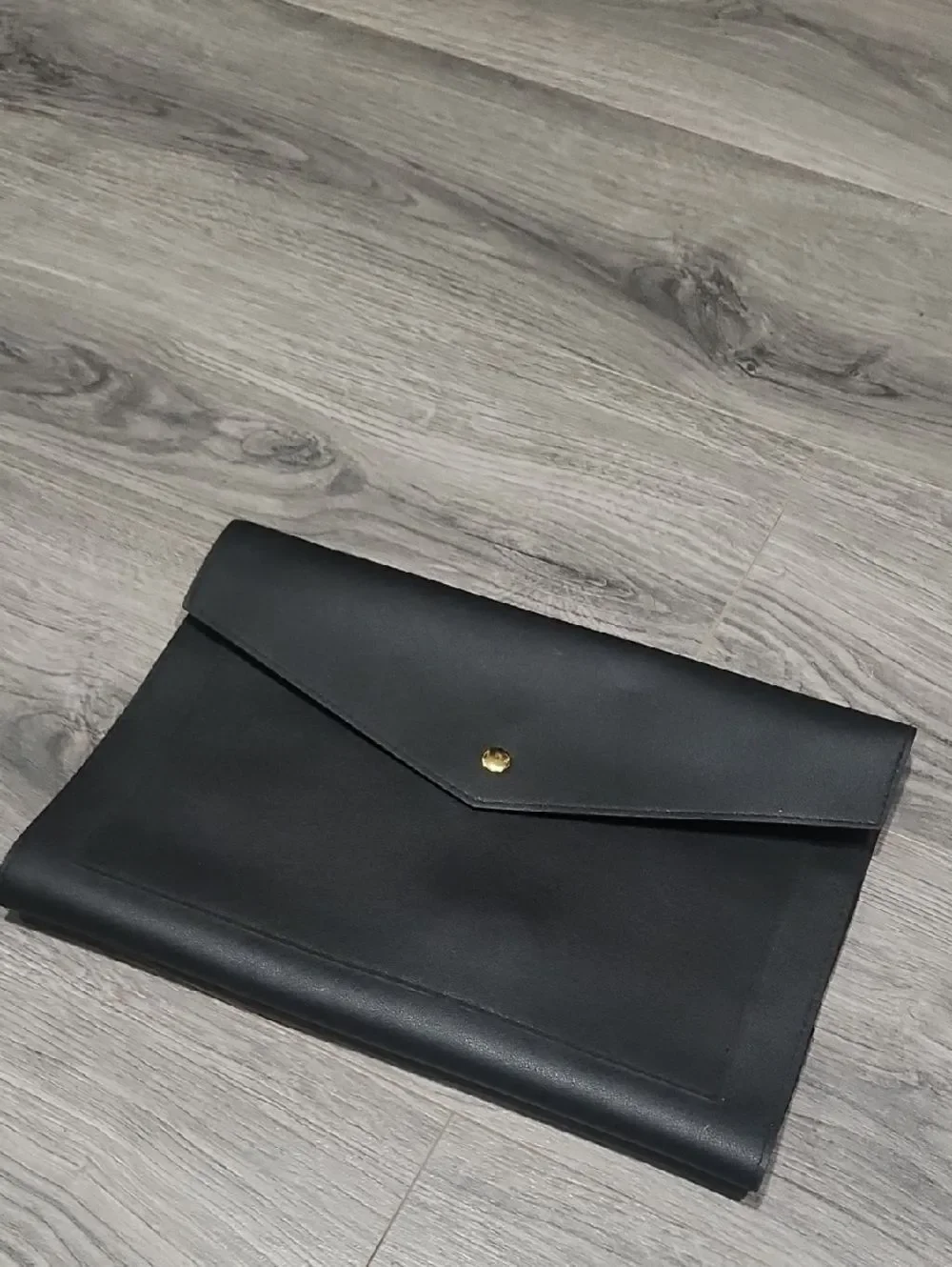 EUC Black Glass Ladder & Co Work/Svhool Portfolio XL Clutch