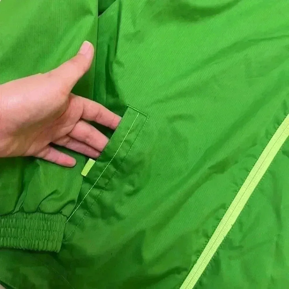 Quechua size small