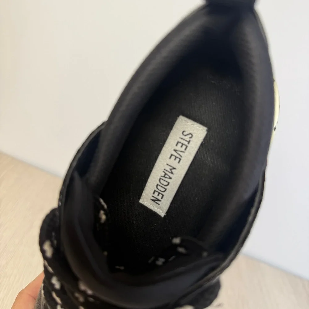 Steve Madden steve madden