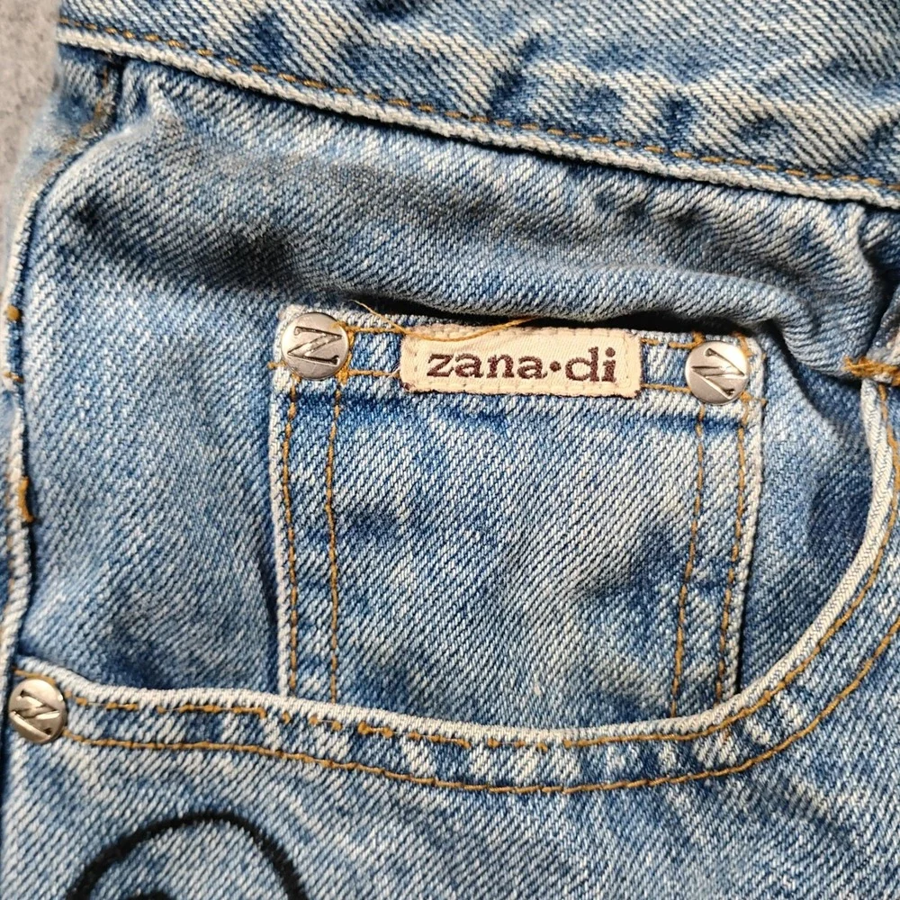 Zana-di brand zana